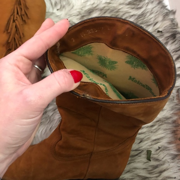 VINTAGE- Suede fringe boots, MaineWoods Brand - Picture 3 of 4